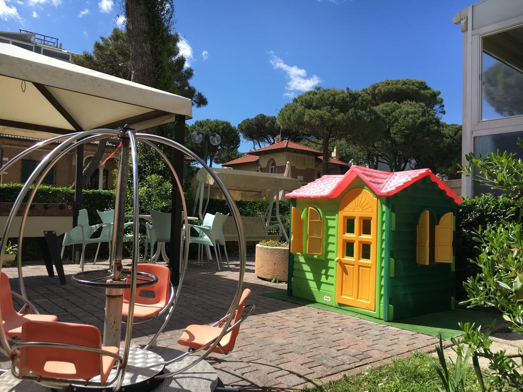 Hotel Consul Milano Marittima Esterno foto